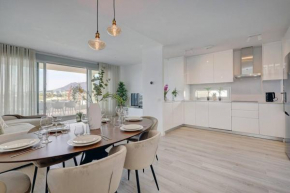 Three-bedroom holiday apartment in Estepona